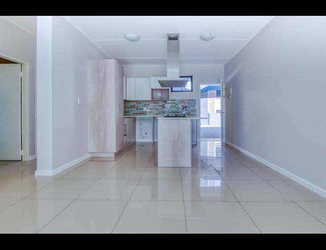 2 BEDROOM APARTMENT RENTED IN BRYANSTON